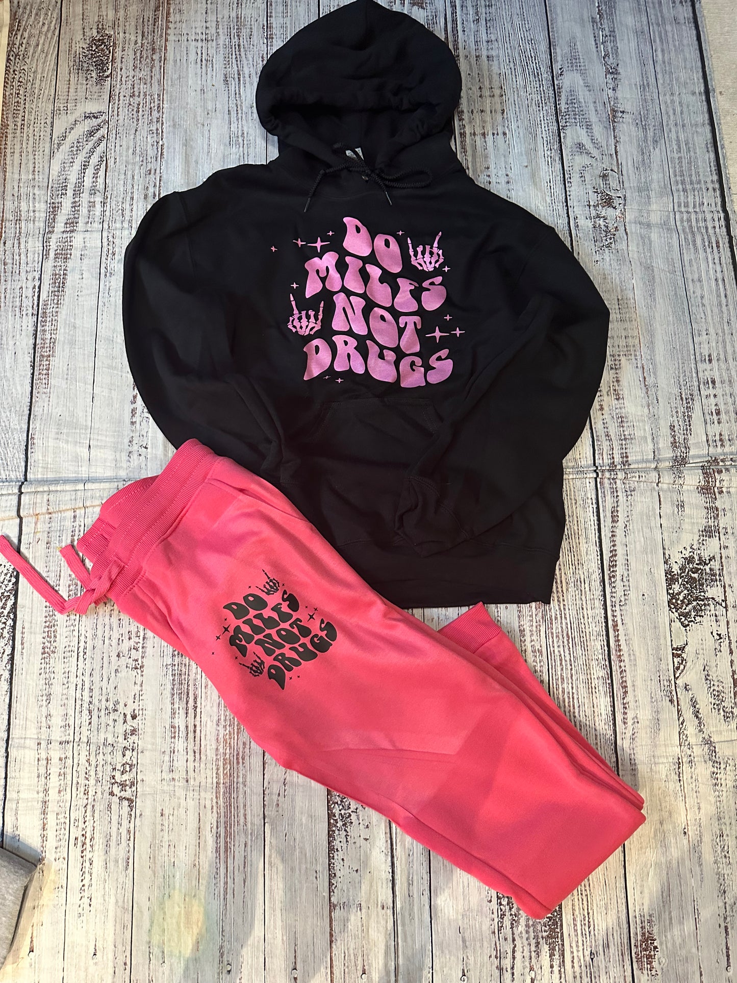 Do milfs not drugs hoodie